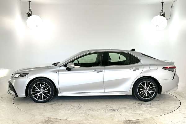 2021 Toyota Camry SL AXVH70R