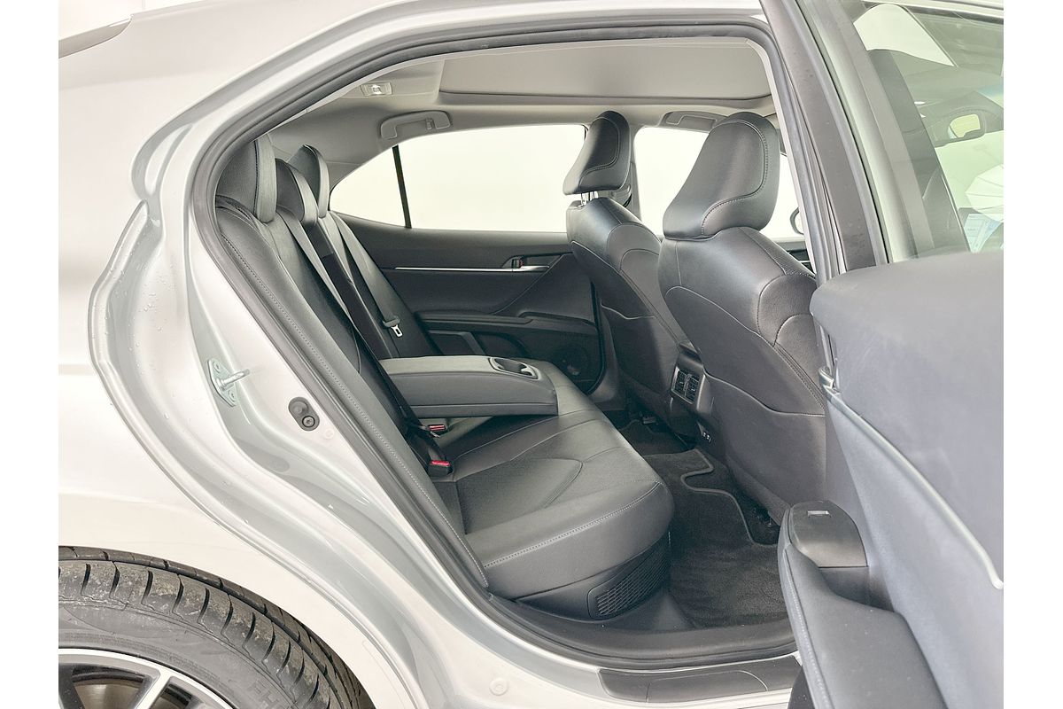 2021 Toyota Camry SL AXVH70R