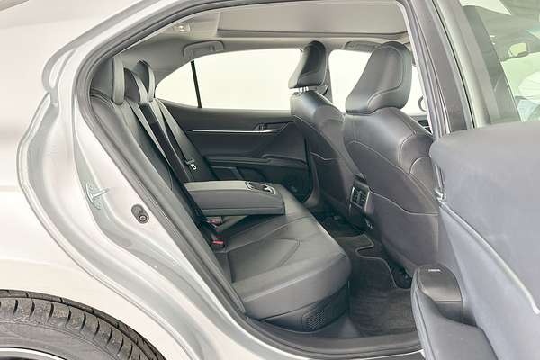 2021 Toyota Camry SL AXVH70R