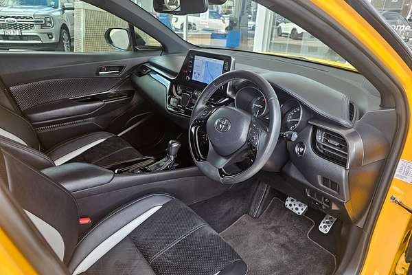 2021 Toyota C-HR GR Sport ZYX10R