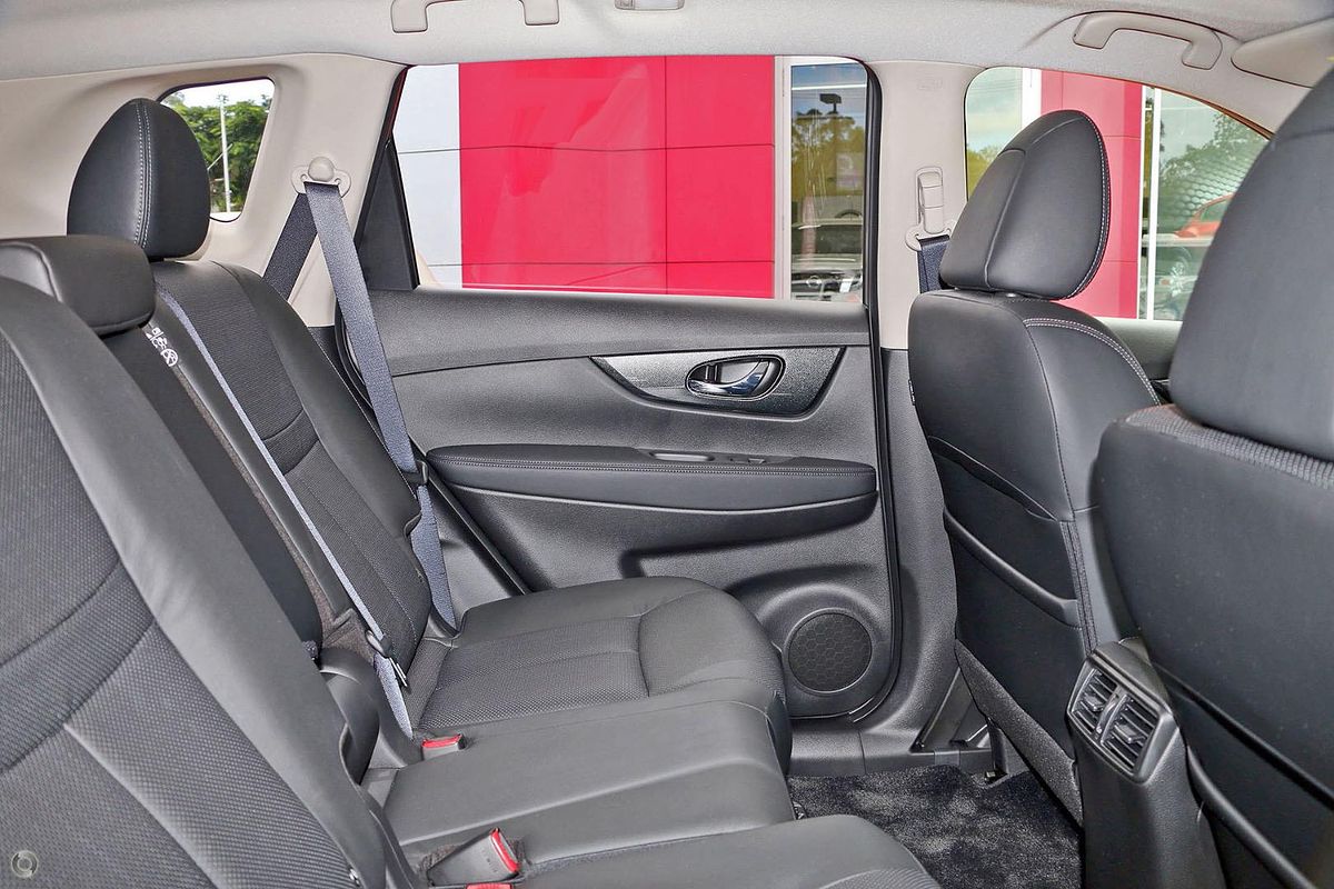 2015 Nissan X-TRAIL Ti T32