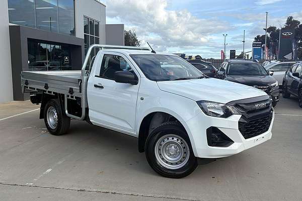 2025 Isuzu D-MAX SX  4X4