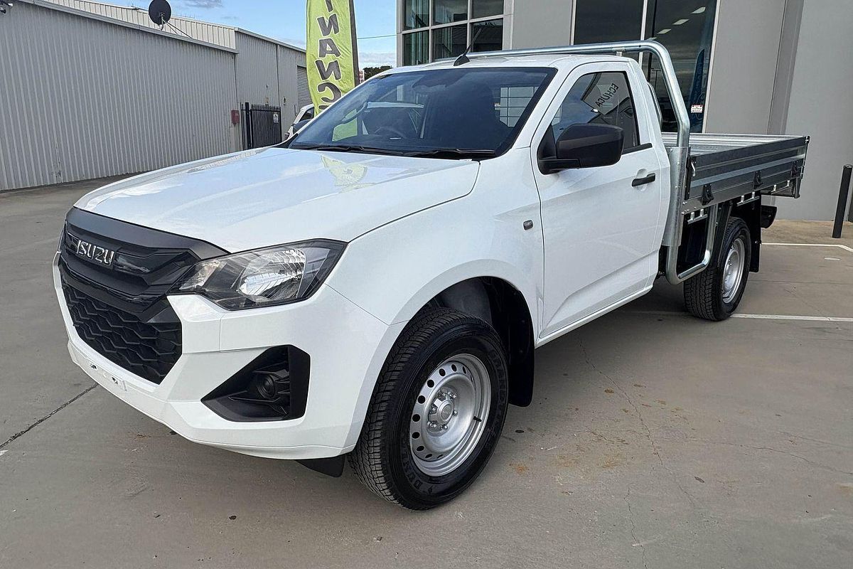 2025 Isuzu D-MAX SX  4X4