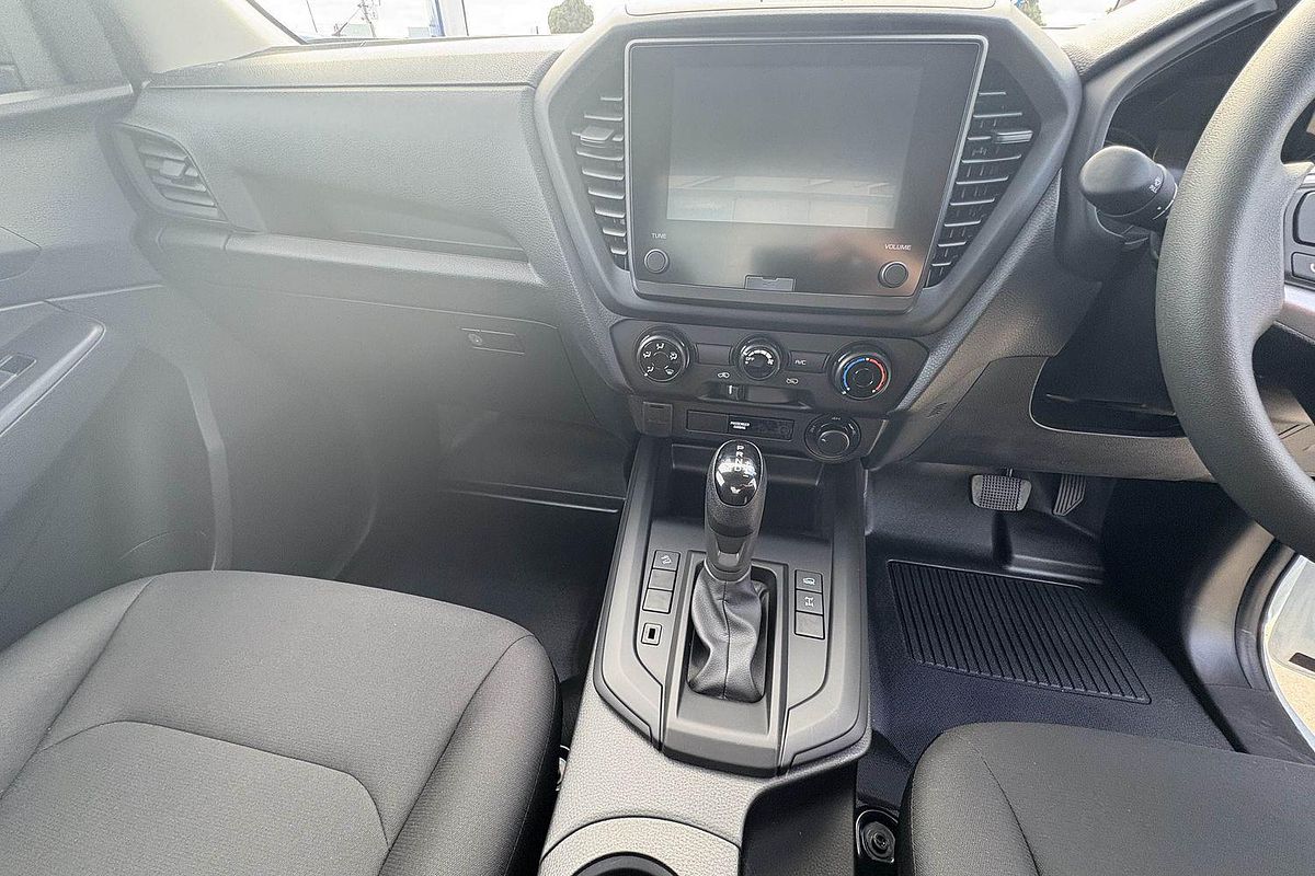 2025 Isuzu D-MAX SX  4X4