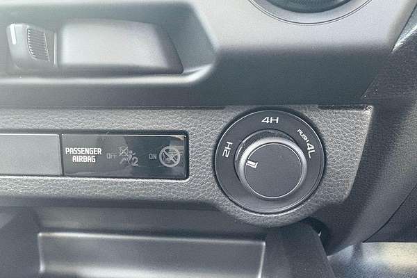 2025 Isuzu D-MAX SX  4X4