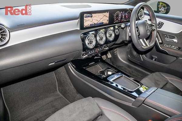 2024 Mercedes-Benz A-Class A200 V177