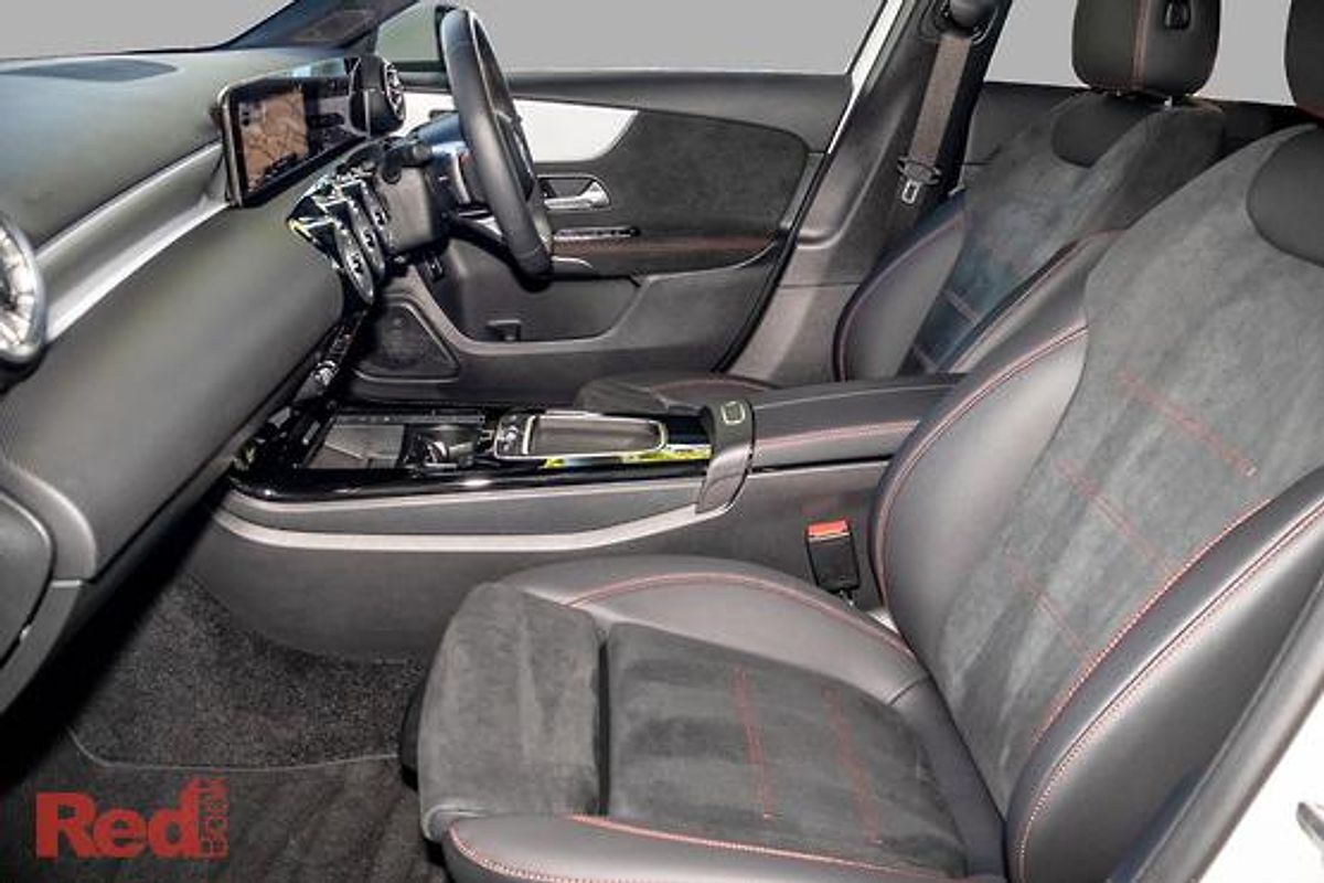 2024 Mercedes-Benz A-Class A200 V177