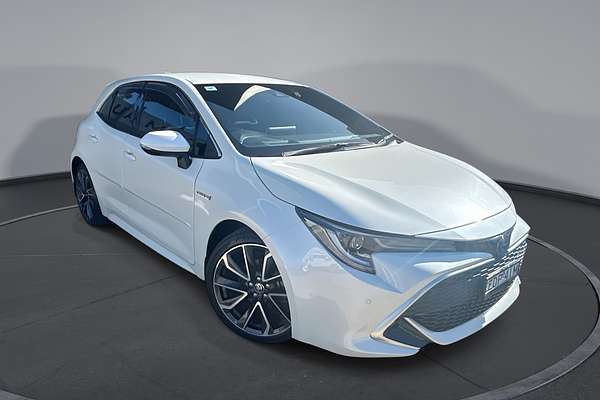 2020 Toyota Corolla ZR Hybrid ZWE211R