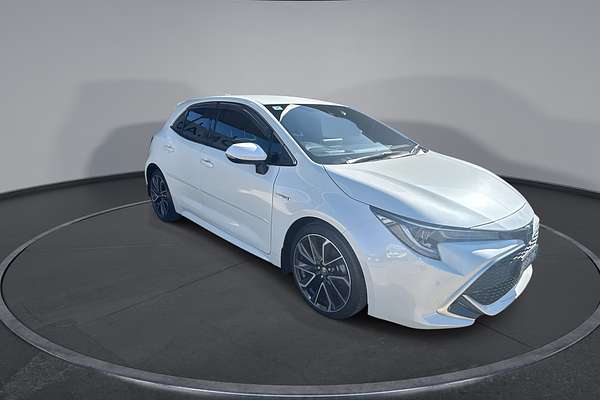 2020 Toyota Corolla ZR Hybrid ZWE211R