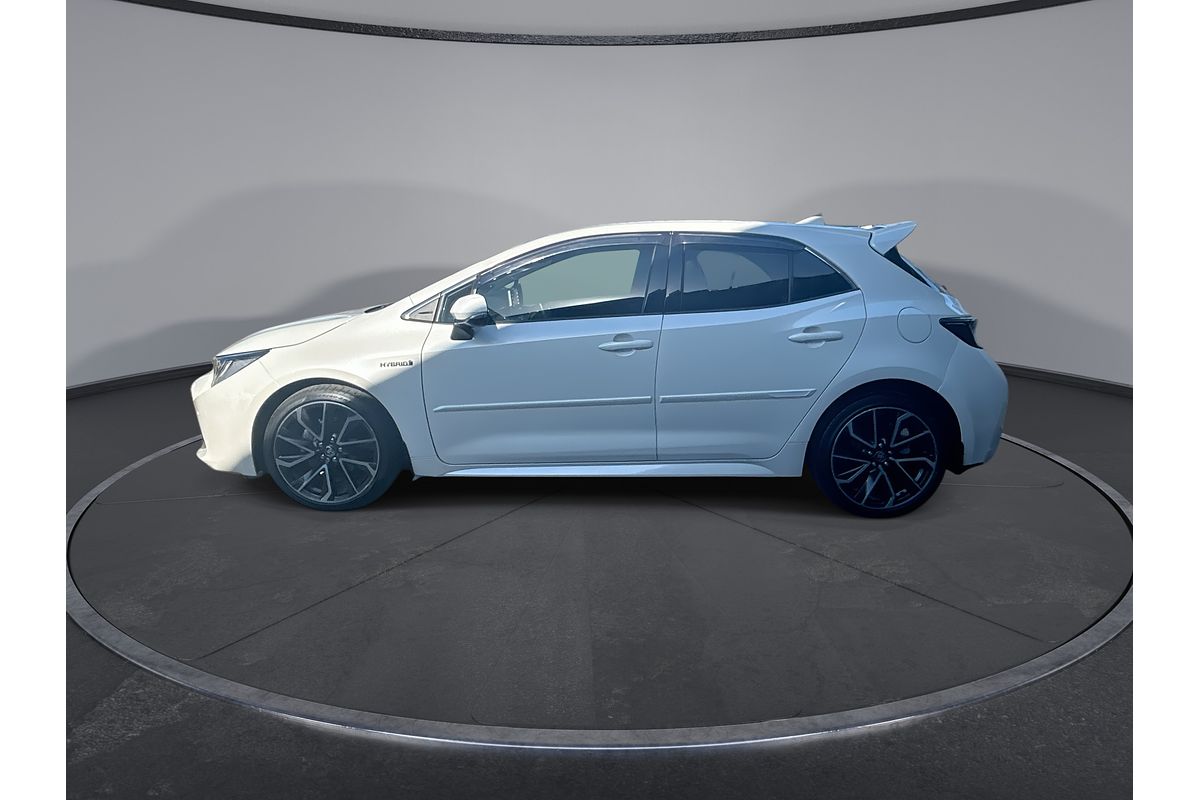 2020 Toyota Corolla ZR Hybrid ZWE211R