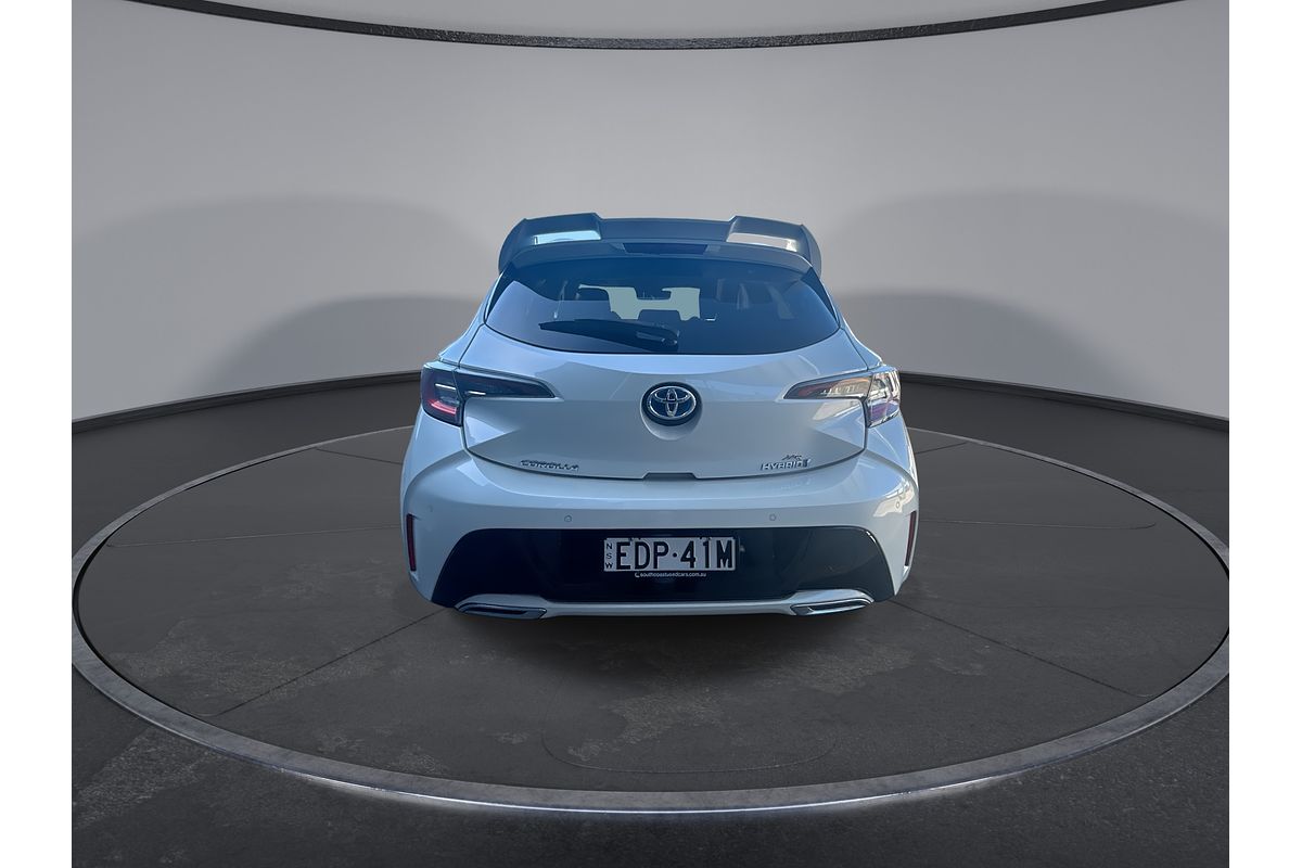 2020 Toyota Corolla ZR Hybrid ZWE211R