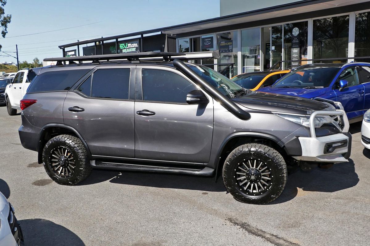 2016 Toyota Fortuner GX GUN156R
