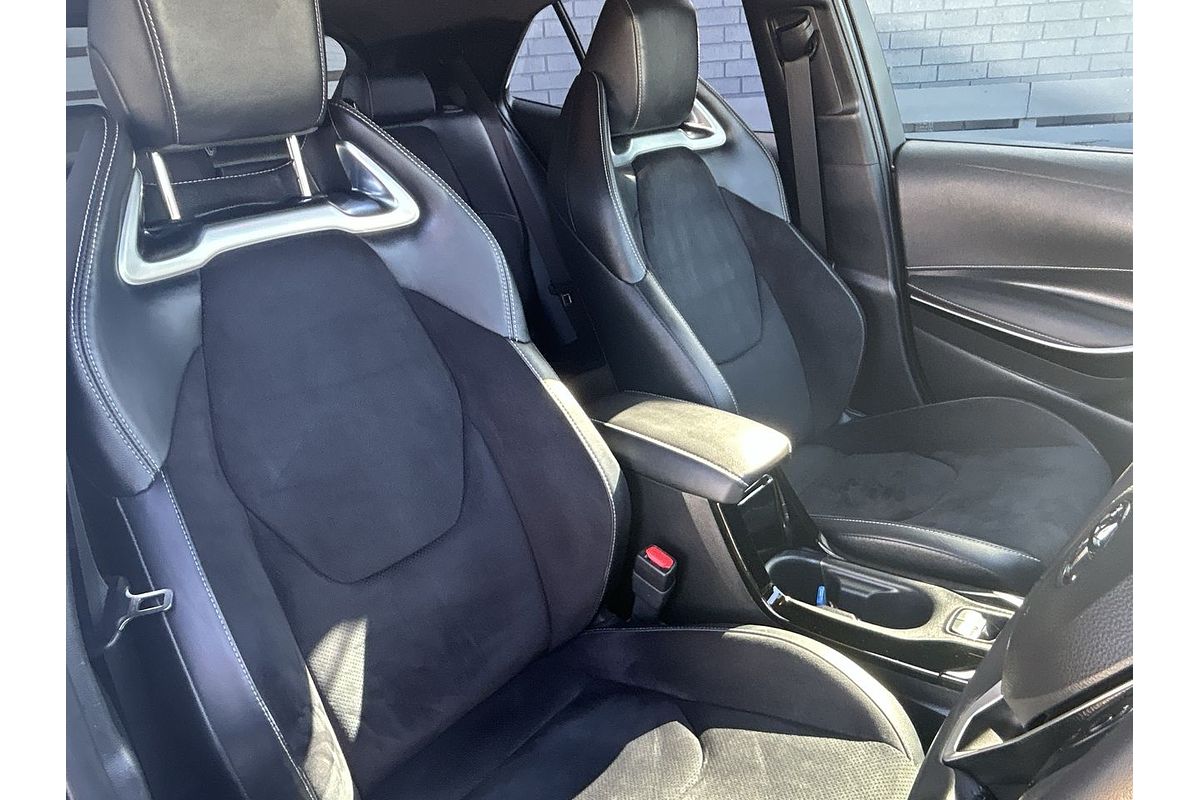 2020 Toyota Corolla ZR Hybrid ZWE211R