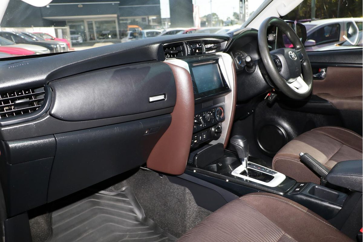 2016 Toyota Fortuner GX GUN156R