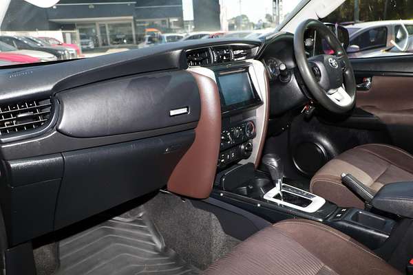 2016 Toyota Fortuner GX GUN156R