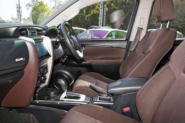 2016 Toyota Fortuner GX GUN156R