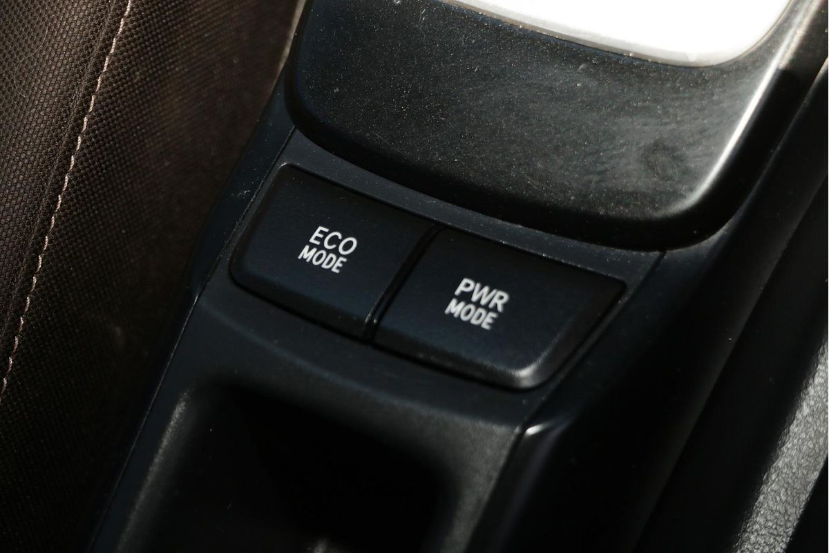 2016 Toyota Fortuner GX GUN156R