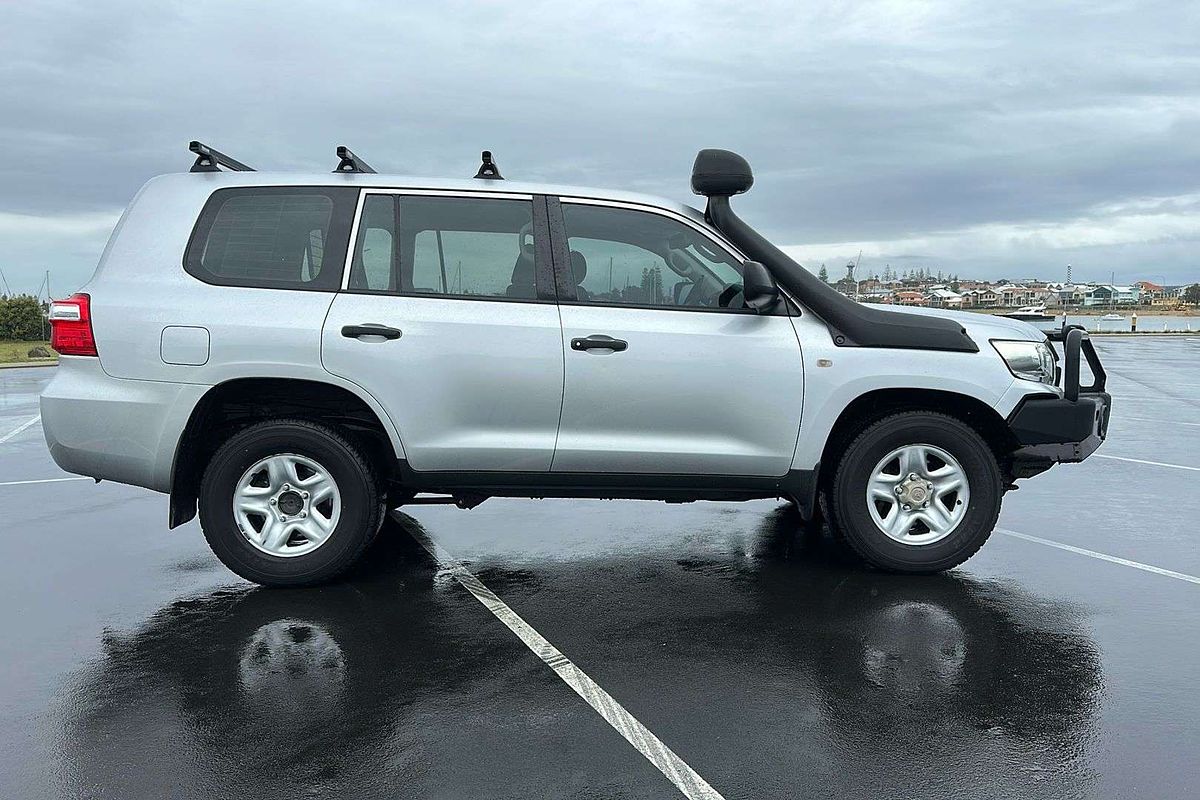 2017 Toyota Landcruiser GX VDJ200R