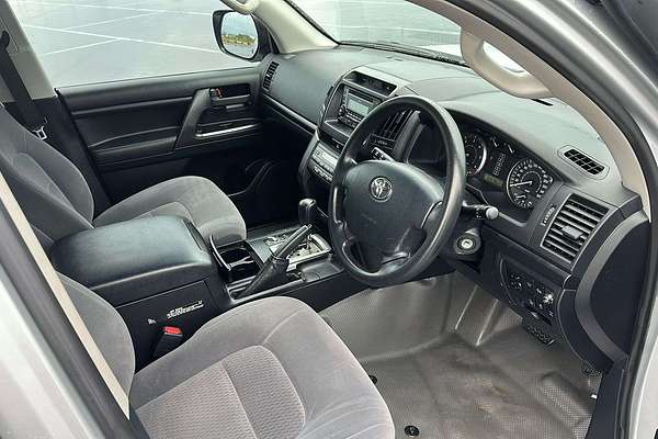 2017 Toyota Landcruiser GX VDJ200R