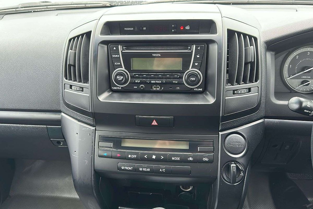 2017 Toyota Landcruiser GX VDJ200R