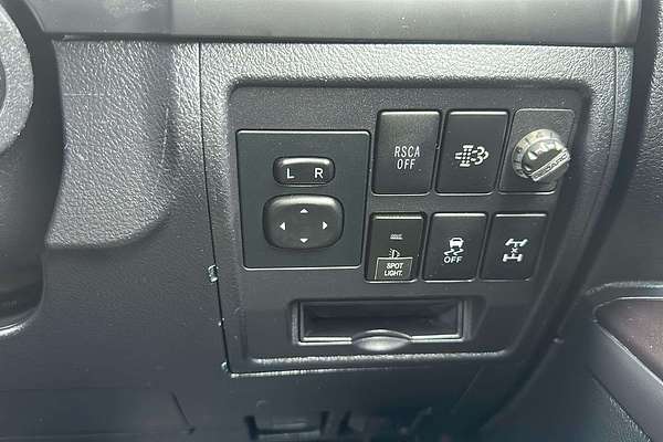 2017 Toyota Landcruiser GX VDJ200R