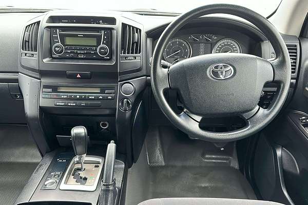 2017 Toyota Landcruiser GX VDJ200R