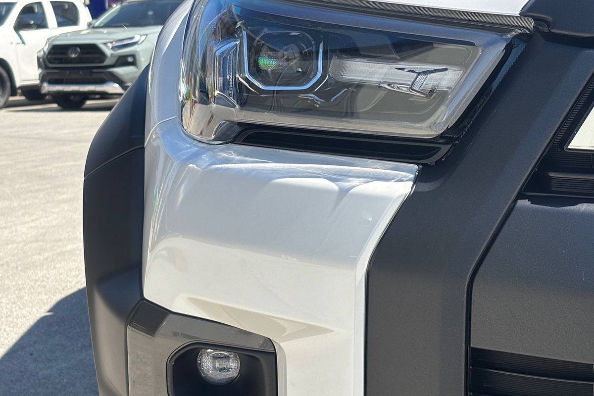 2024 Toyota Hilux Rogue 48V GUN126R