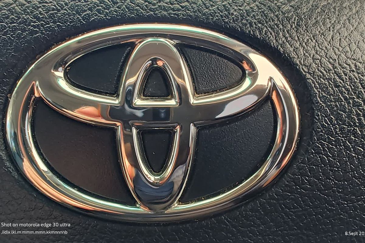 2022 Toyota Hilux SR5 GUN126R 4X4