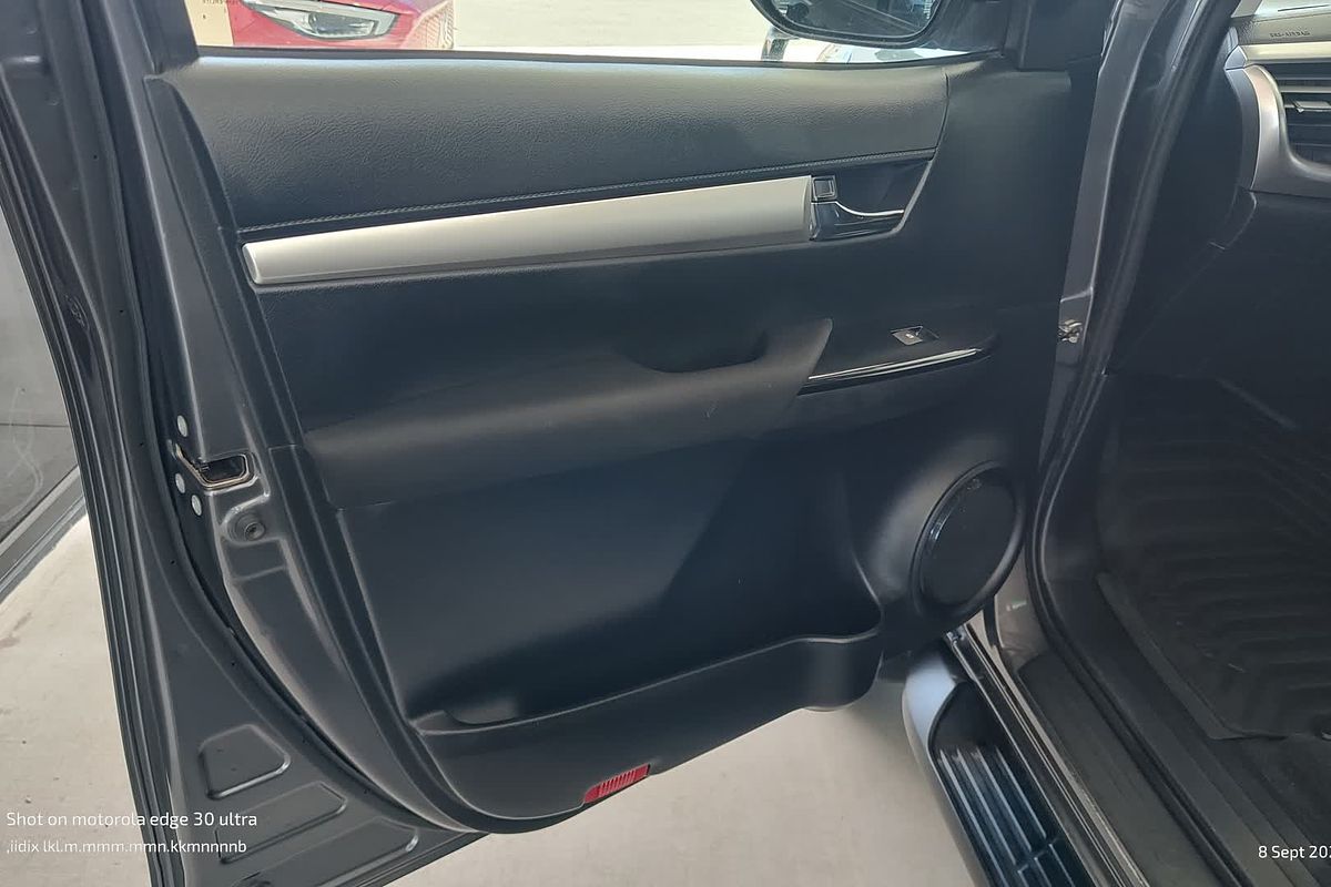 2022 Toyota Hilux SR5 GUN126R 4X4