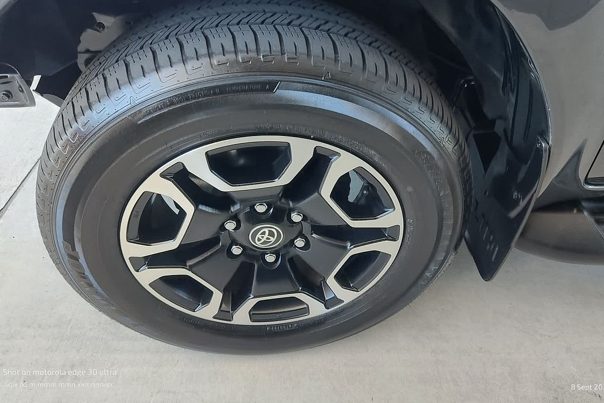 2022 Toyota Hilux SR5 GUN126R 4X4