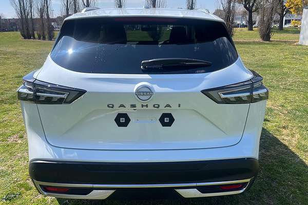 2025 Nissan QASHQAI Ti J12