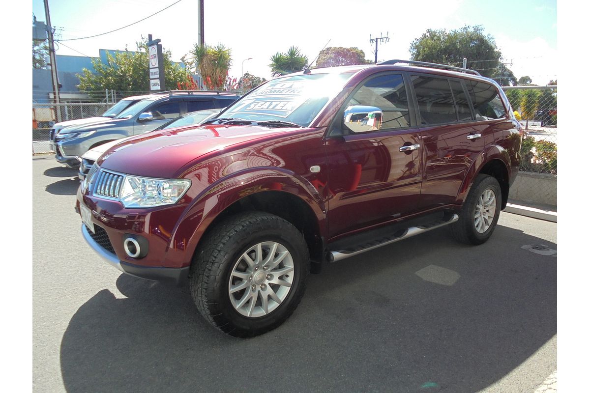 2010 Mitsubishi Challenger XLS PB