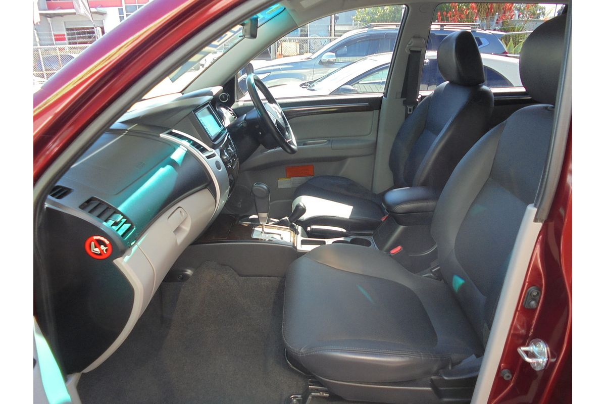 2010 Mitsubishi Challenger XLS PB