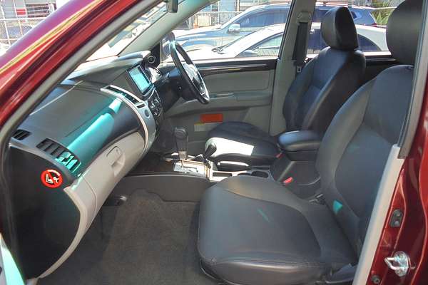 2010 Mitsubishi Challenger XLS PB
