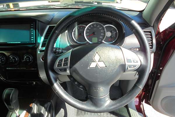 2010 Mitsubishi Challenger XLS PB