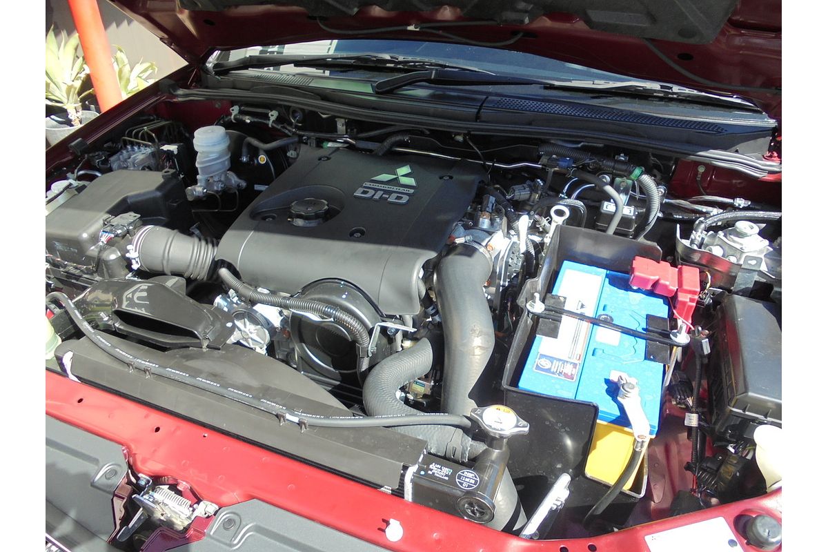 2010 Mitsubishi Challenger XLS PB
