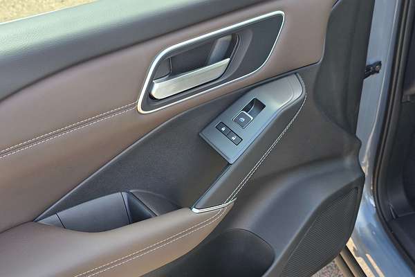 2025 Nissan QASHQAI Ti e-POWER J12