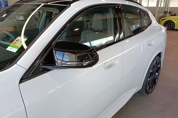 2025 BMW X2 M35i xDrive U10