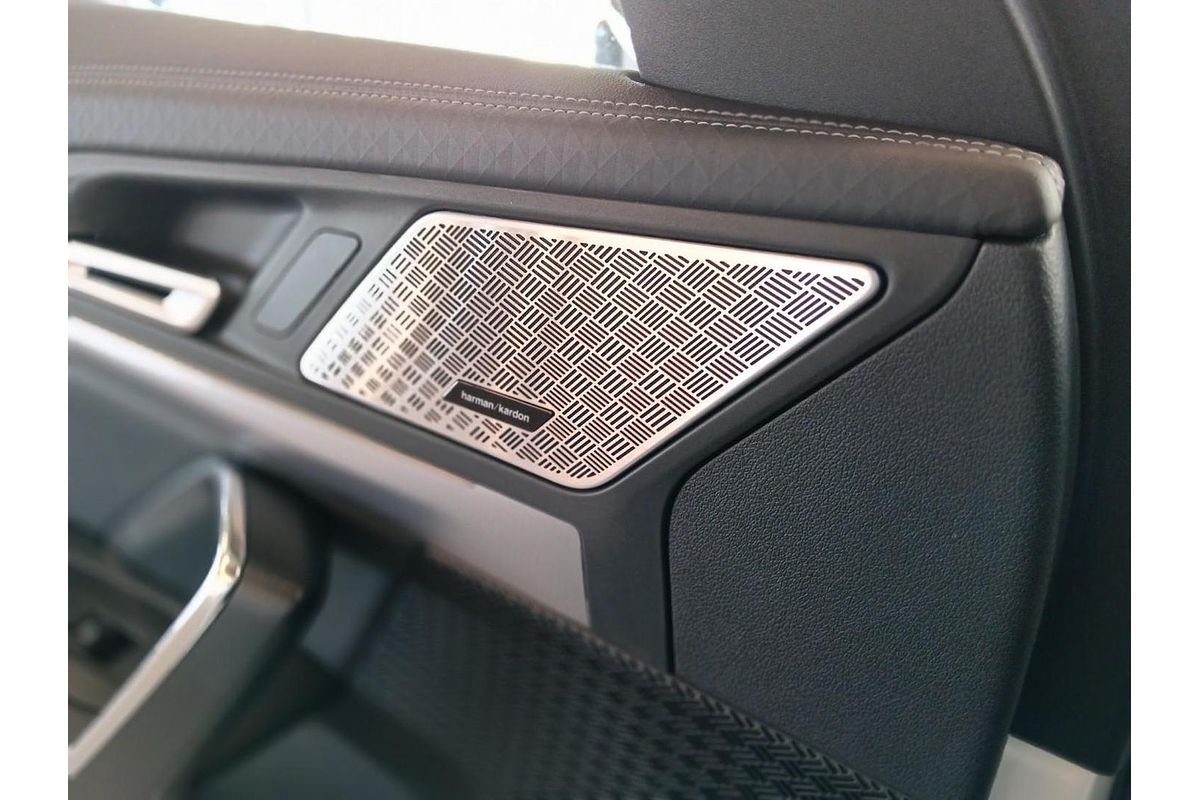 2025 BMW X2 M35i xDrive U10