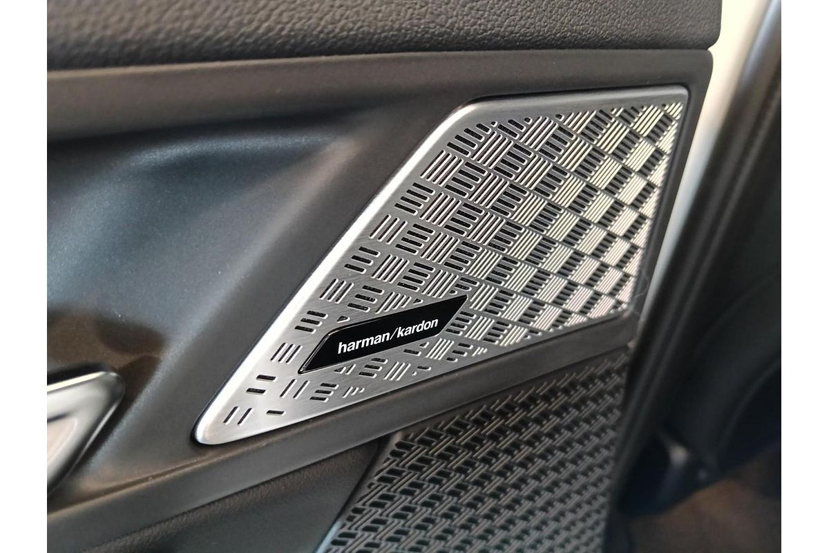 2025 BMW X2 M35i xDrive U10