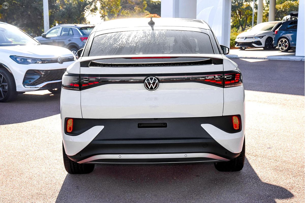 2025 Volkswagen ID.5 Pro E2