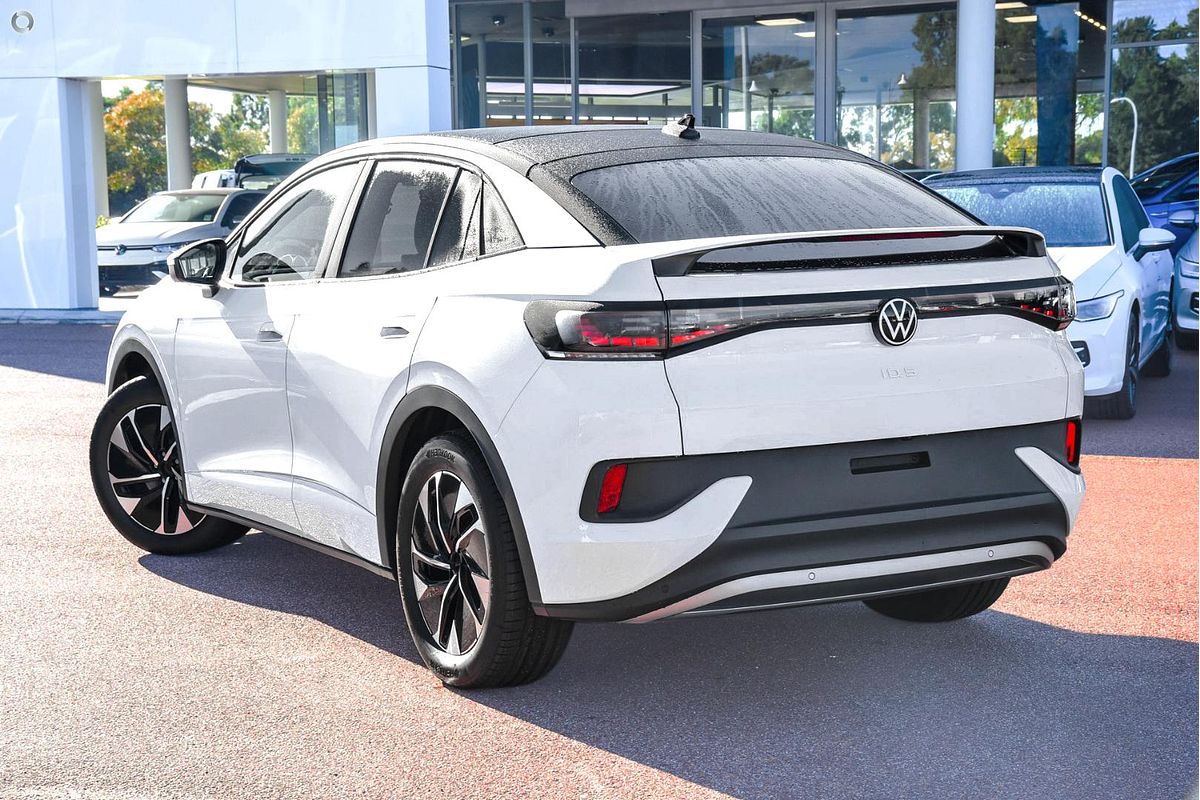 2025 Volkswagen ID.5 Pro E2