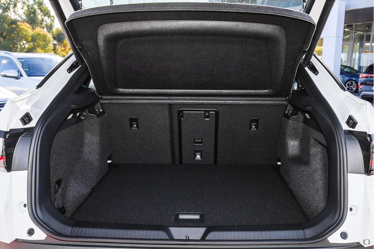 2025 Volkswagen ID.5 Pro E2