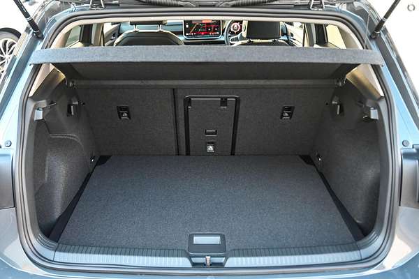 2025 Volkswagen Golf 110TSI Style 8.5
