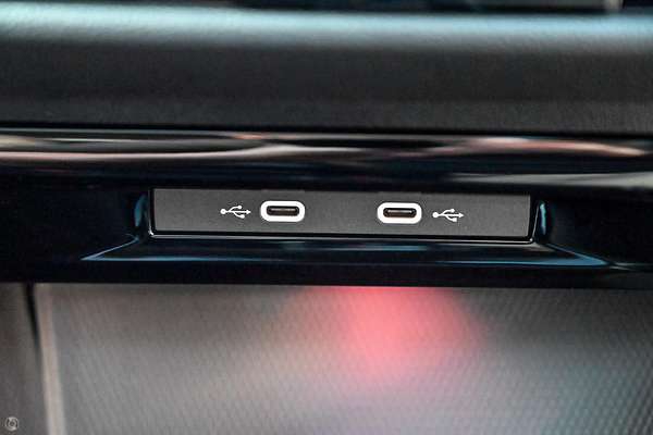 2025 Volkswagen Golf 110TSI Style 8.5
