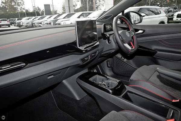 2025 Volkswagen ID.5 GTX E2