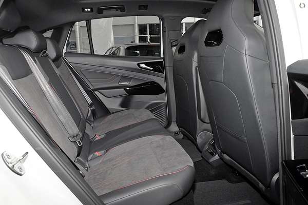 2025 Volkswagen ID.5 GTX E2