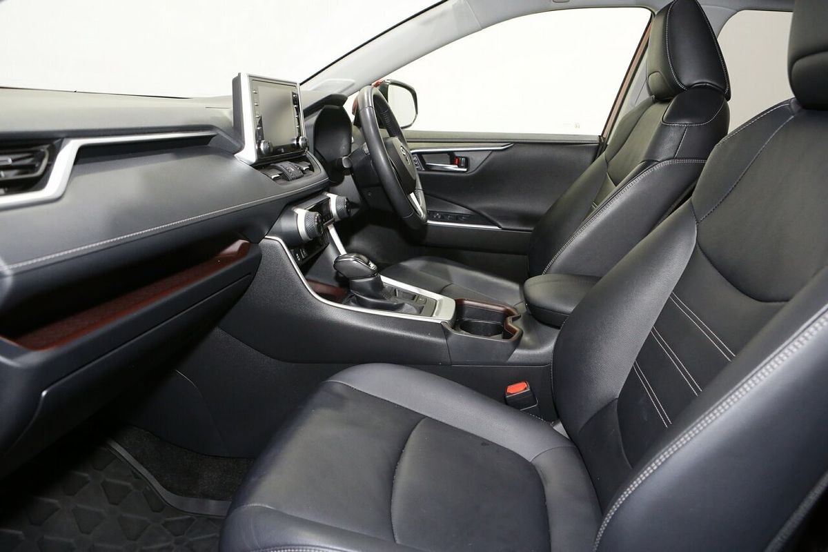 2020 Toyota RAV4 Cruiser AXAH52R