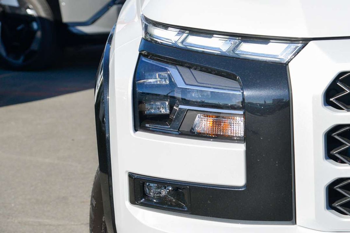 2025 Mitsubishi Triton GSR MV 4X4