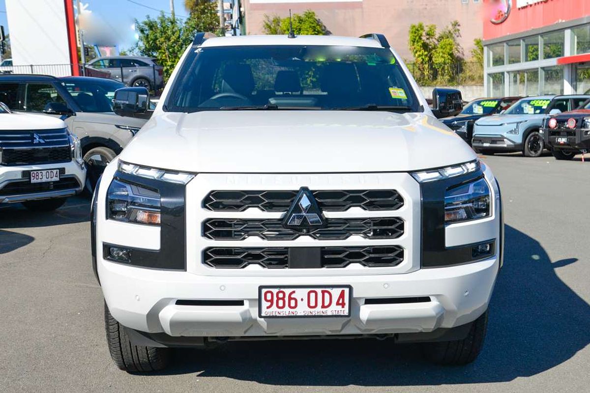 2025 Mitsubishi Triton GSR MV 4X4